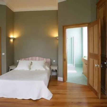 ベッド・アンド・ブレックファスト Le Chateau De Philiomel Lillers